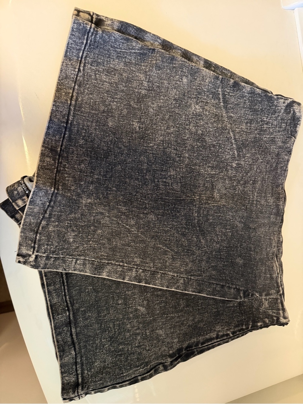 Women’s Washed Black Denim skort size large